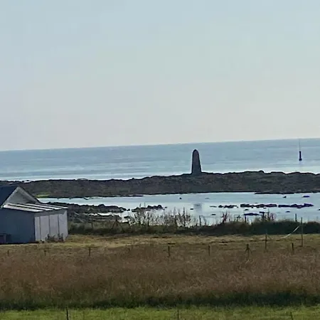 L'anse De Landemer 度假居 Montfarville